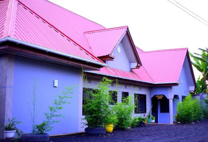 استودیوی لوکس, Safari Park House