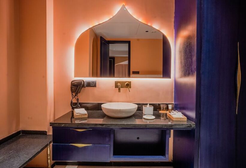 スイート, Bur Dera   A Boutique Luxury