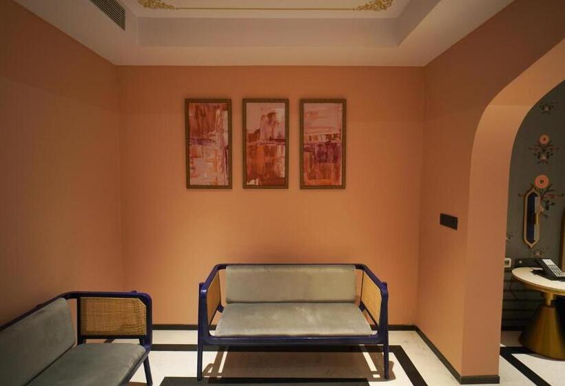 スイート, Bur Dera   A Boutique Luxury