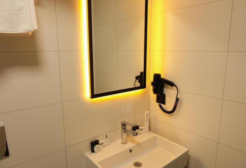 اتاق لوکس, Loft Plus Hotel S