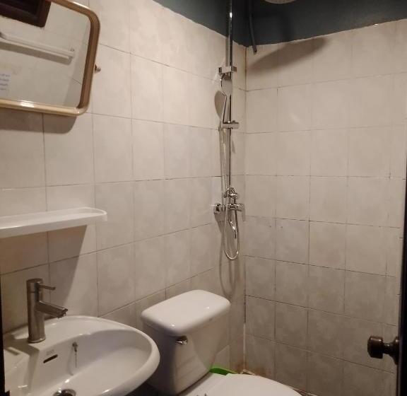 Кровать в Общей Комнате, Funny Riverside Backpackers