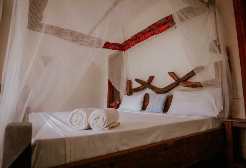 Номер Deluxe, La Playa Paradise Resort