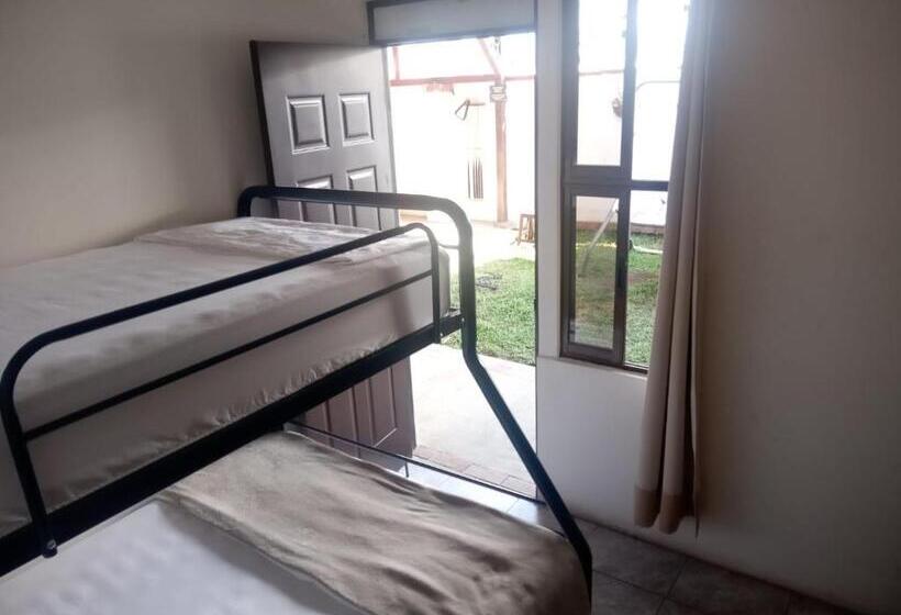 غرفة قياسية, Casa Escalante Hostel