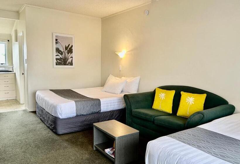 스탠다드 발코니 스튜디오, Parkside Motel And Apartments