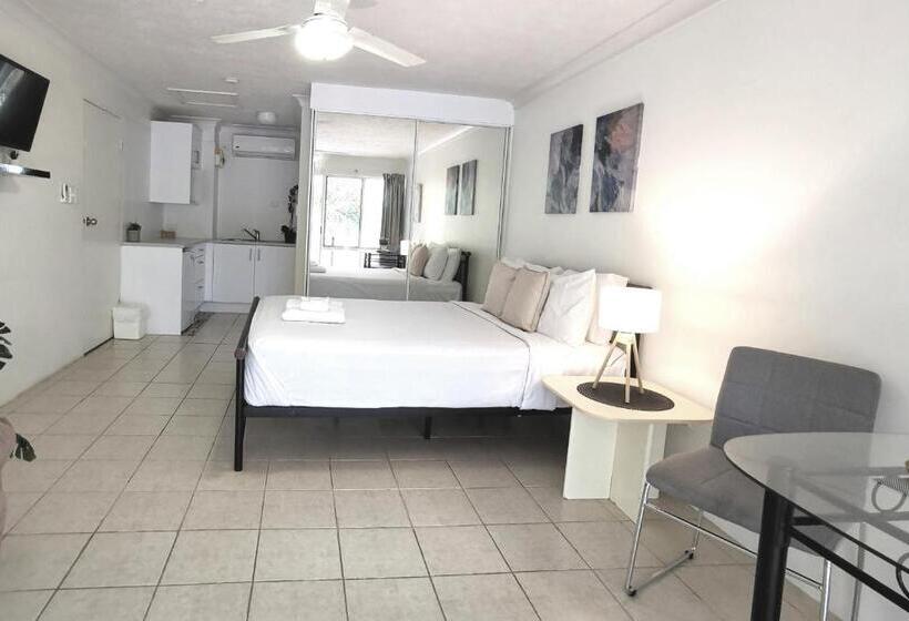 Апартаменты 2 Спальни, Bay Of Palms