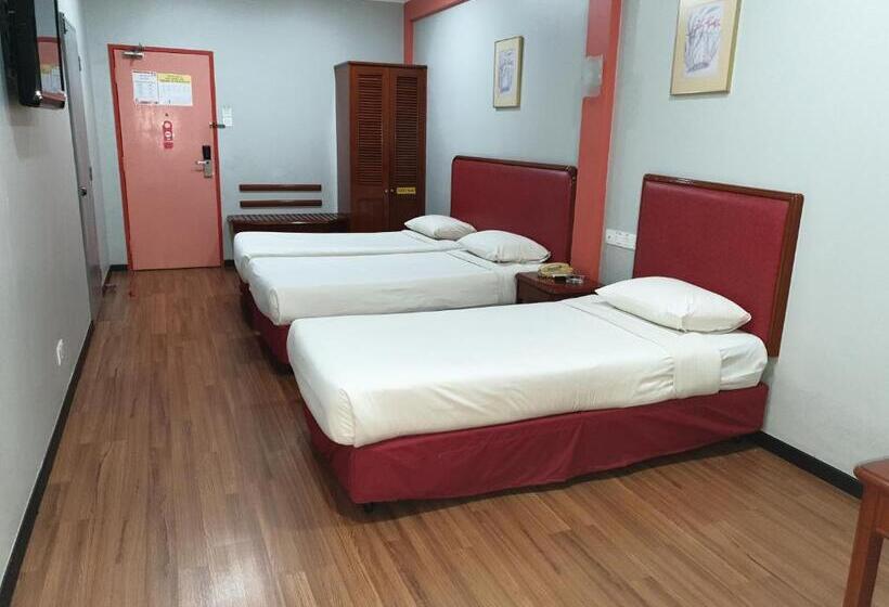 프리미엄 트리플 룸, Classic Hotel Kuantan