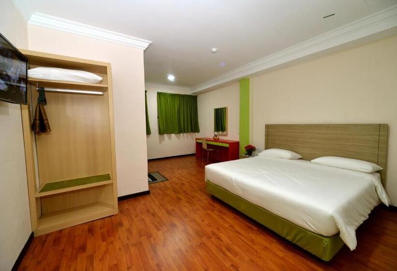 복층 룸 퀸 침대, Classic Hotel Kuantan