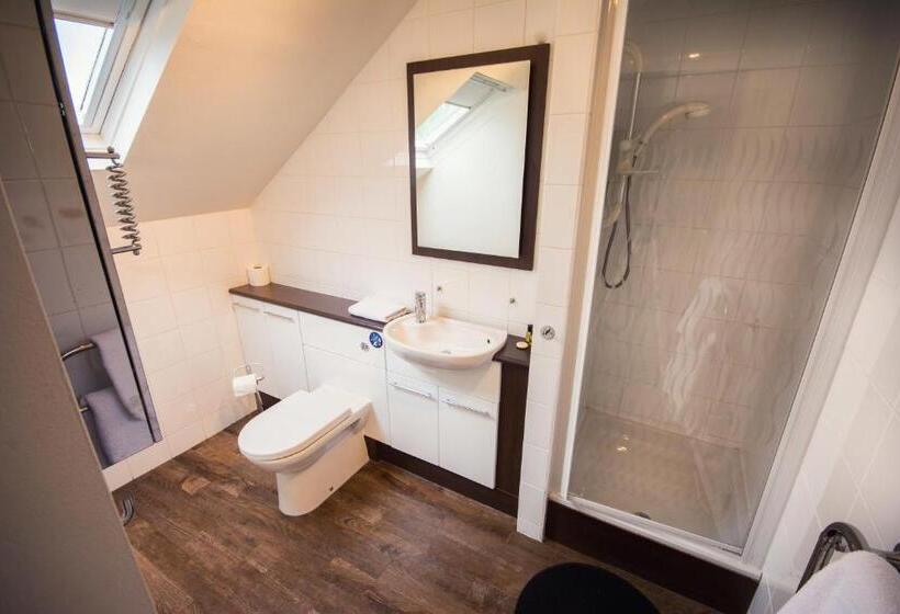 Апартаменты 2 Спальни, Eslington Villa