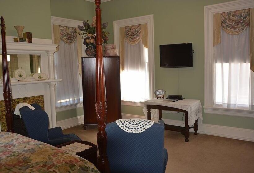 스위트, Page House Bed And Breakfast