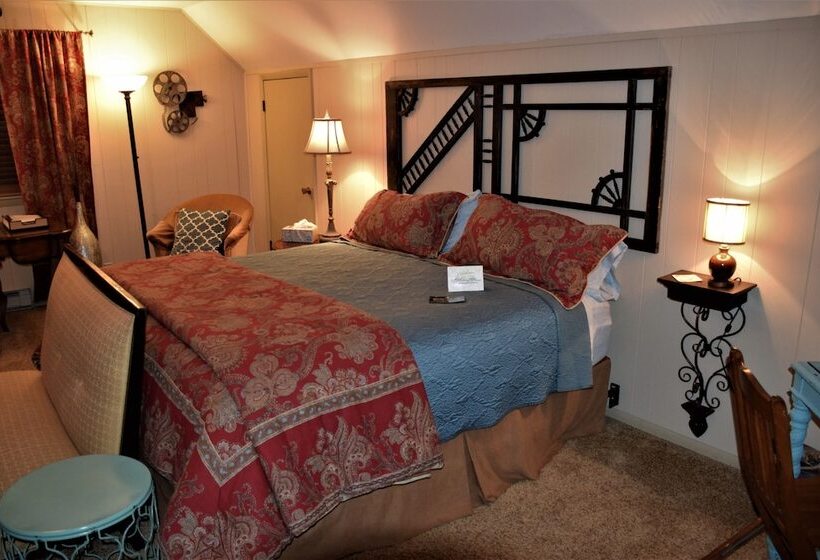 Номер Deluxe, The Hiding Place B&b