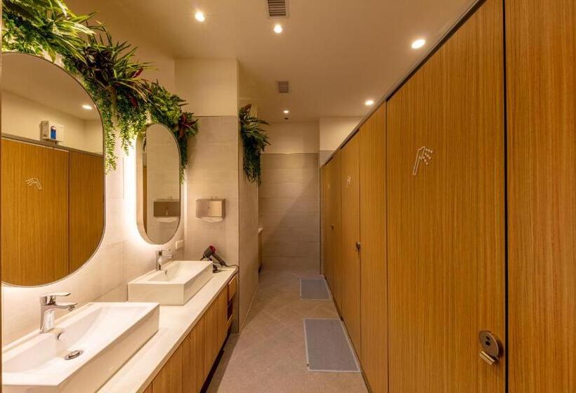 اتاق استاندارد چهارنفره با سرویس بهداشتی مشترک, Cho Stay Capsule Hotel Taoyuan Airport T2