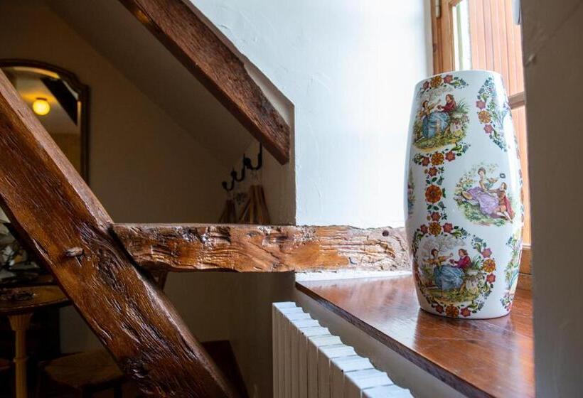 Номер Стандарт Вид на Сад, La Maison Du Cerf