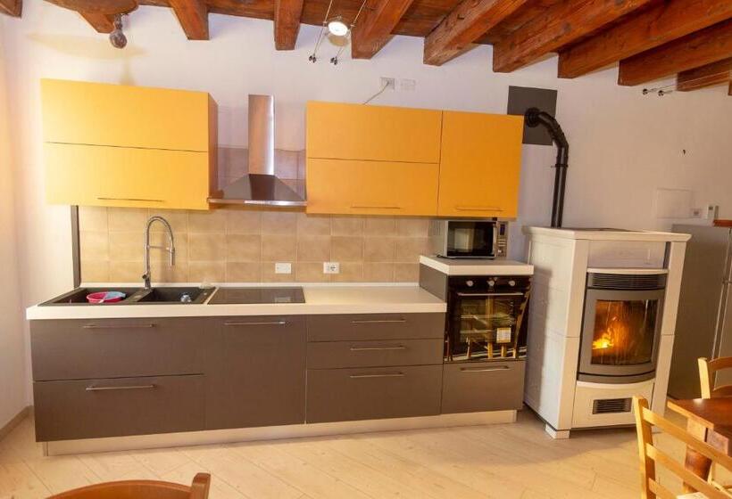 اتاق خانوادگی, La Colomba B&b