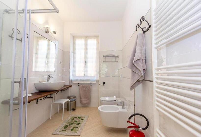 اتاق خانوادگی, La Colomba B&b
