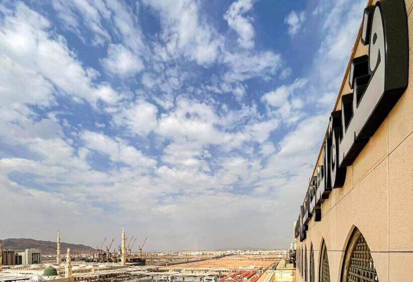اتاق استاندارد سه نفره, Al Madina Golden