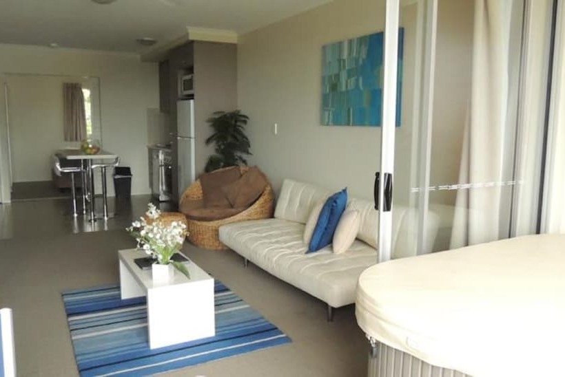 침실 1개 아파트, Airlie Central Apartments