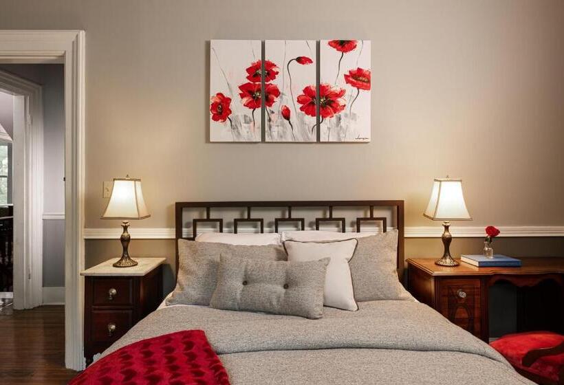 Номер Стандарт с Гидромассажем, Rosemont Inn
