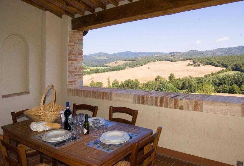 آپارتمان 4 خوابه, Castello Di Montalto