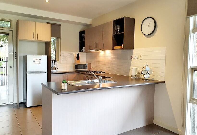 침실 1개 디럭스 아파트, Central Shepparton Apartments
