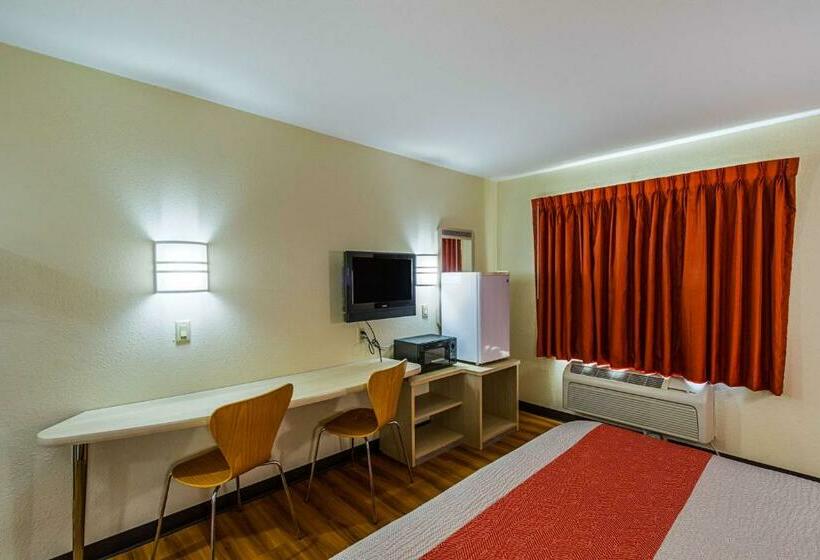 Стандартный Номер Кровать Кинг, Motel 6urbana, Il