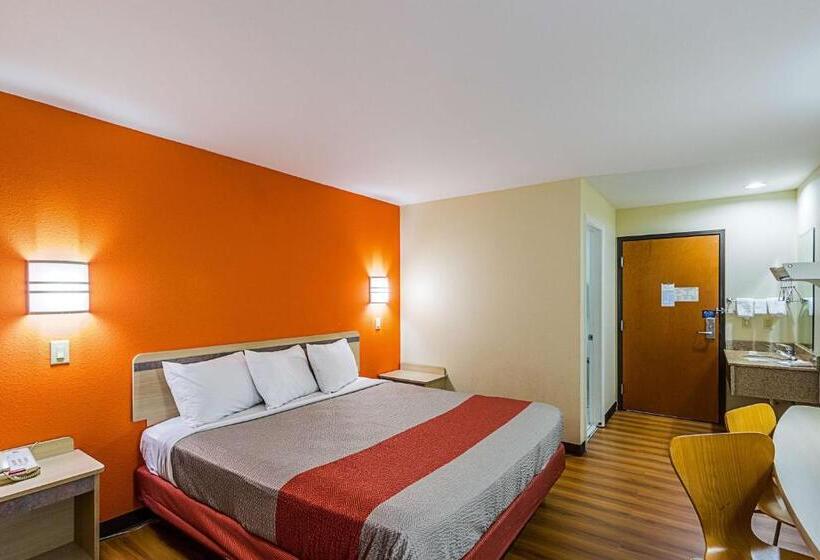 Стандартный Номер Кровать Кинг, Motel 6urbana, Il