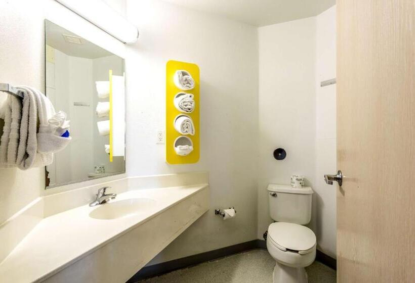 اتاق استاندارد, Motel 6 Roswell, Nm