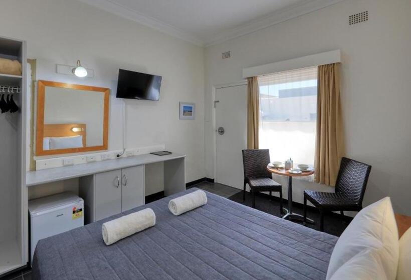 اتاق استاندارد, Cowra Motor Inn
