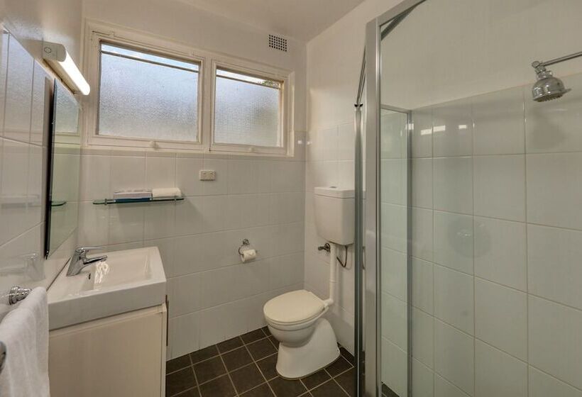 Номер Стандарт, Cowra Motor Inn