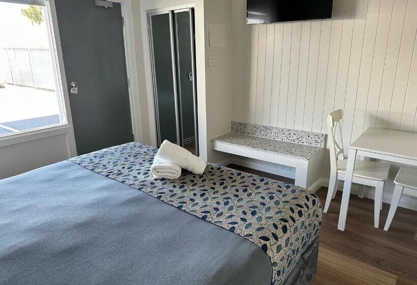 Номер Economy, Surf Beach Motel Newcastle