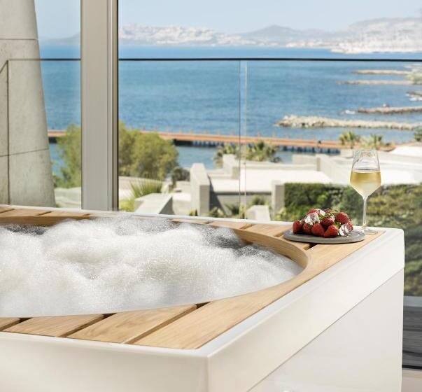 Tengerre Néző Lakosztály, Swissotel Resort Bodrum Beach