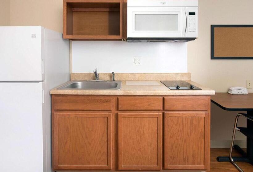 带2个双人床的标准工作室, Extended Stay America Select Suites  Salt Lake City  West Valley City