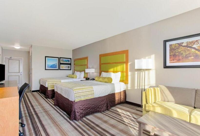 Номер Executive, La Quinta By Wyndham Paducah