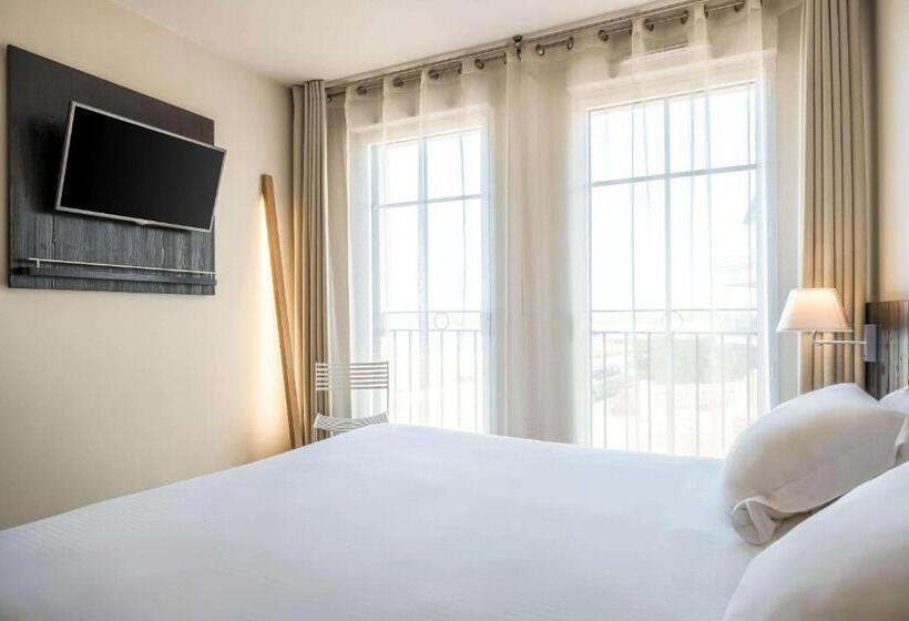 Номер Superior Кровать Кинг, Les Flots   Hôtel Et Restaurant Face à L Océan   Châtelaillon Plage