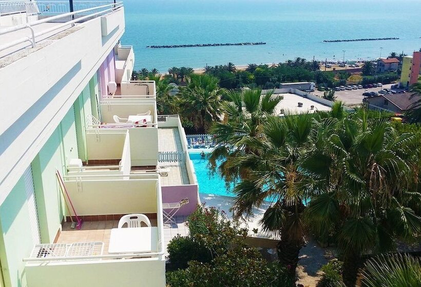 Апартаменты 2 Спальни, Residence Club Azzurro