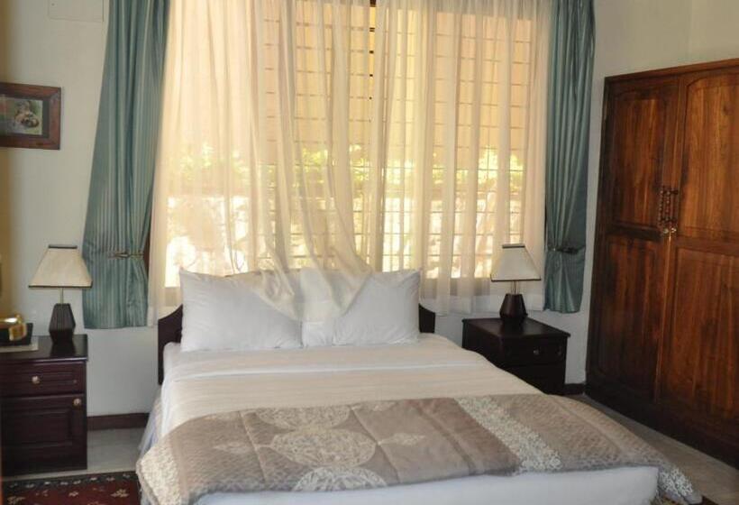 디럭스 룸, The Milimani Lodge