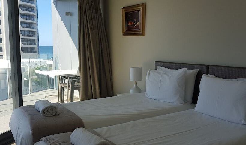 آپارتمان 2 خوابه, The Pacific Apartments
