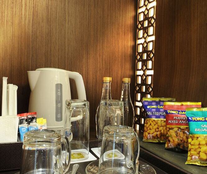 اتاق سوپریور با چشم‌انداز شهر, Al Meroz Hotel Bangkok   The Leading Halal