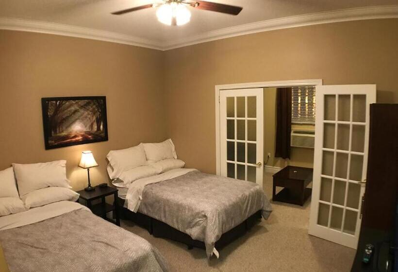 Полулюкс, Balsam Suites Boutique Inn & Residence
