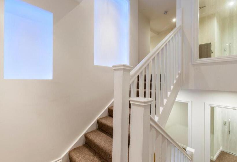 חדר סטנדרט עם מיטת קינג, Hotel Shepherds Bush London