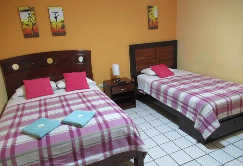 스탠다드 트리플 룸, Kurmi Hostel Lima Airport