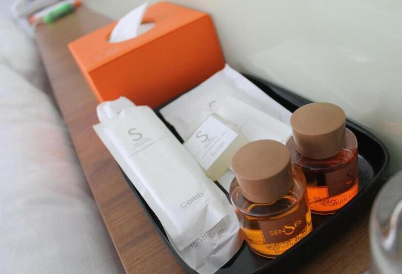 اتاق لوکس یک تخته, S Box Sukhumvit