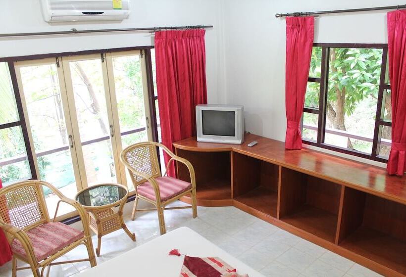 بانگلوی لوکس, Baan Suan Sook Resort