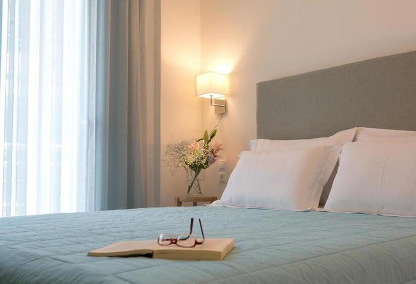 Номер Стандарт Трехместный, Grand Theoni Boutique Hotel & Spa