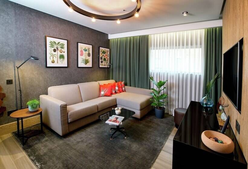 Люкс, Hilton London Bankside