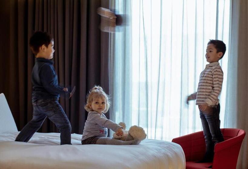Номер Deluxe Кровать Кинг, Pullman Paris Roissy Cdg Airport
