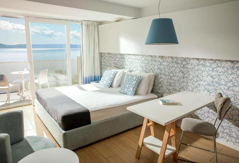 Номер Superior Вид на Море с Балконом, Tui Blue Makarska   Adults Only