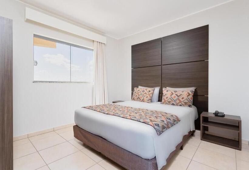 Номер Deluxe Вид на Бассейн, Wyndham Olímpia Royal Hotels