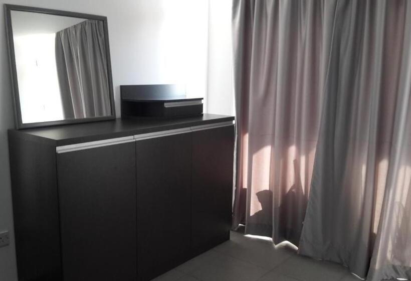 Семейные Апартаменты 3 Спальни, Agrino Hotel Apartments