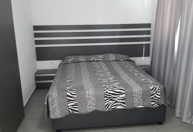 Семейные Апартаменты 3 Спальни, Agrino Hotel Apartments