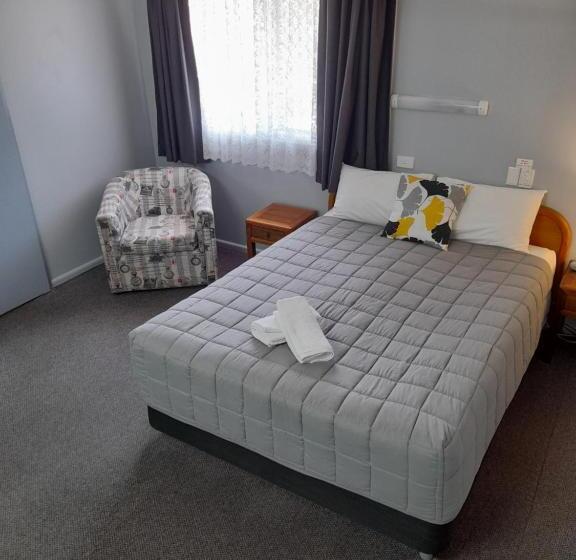 Люкс, Civic Motel Grafton